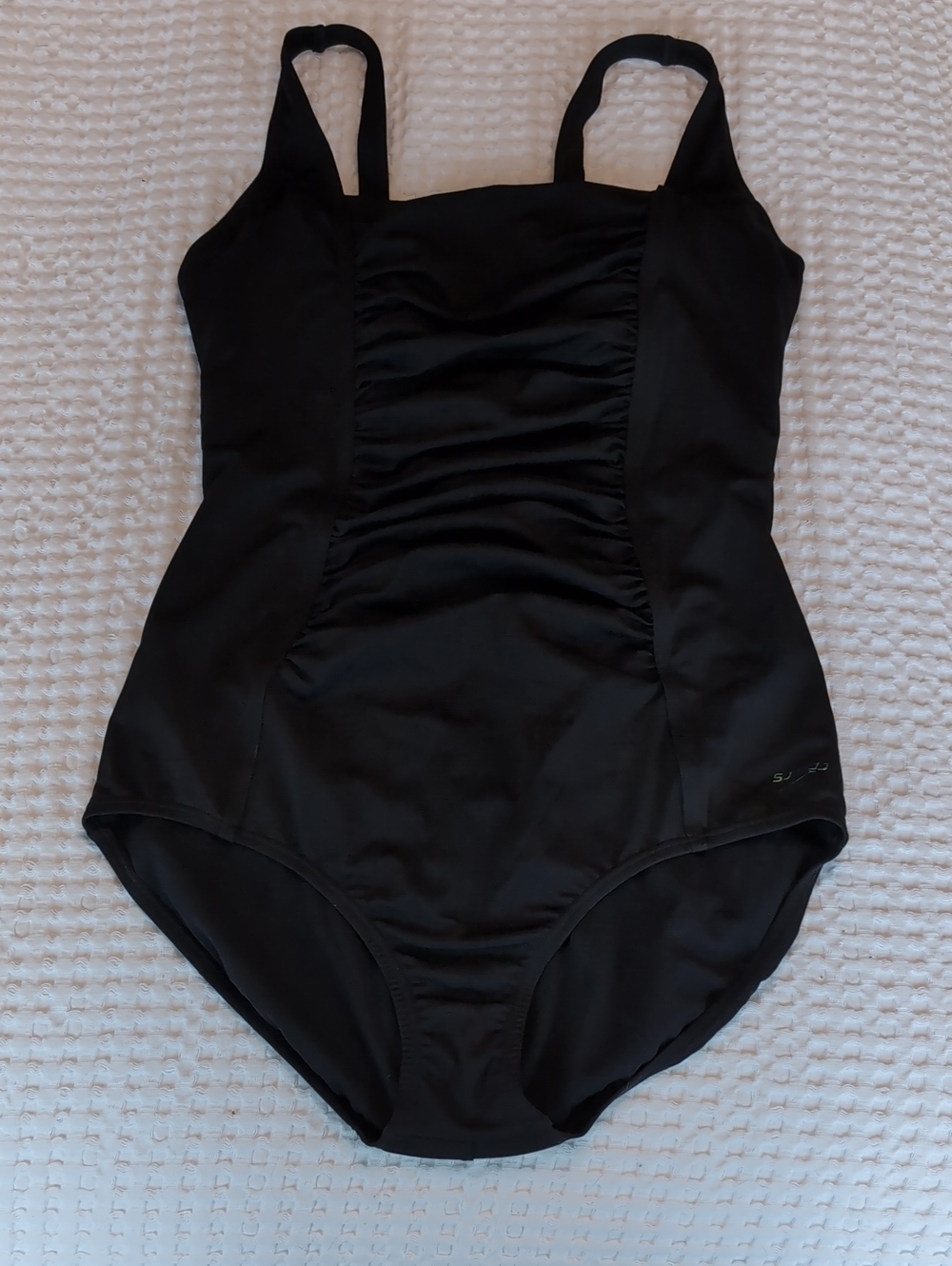 Speedo Women's Solid Shirred One Piece Swimsuit - Picture 6 of 7